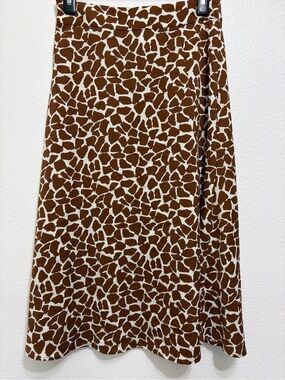 SHEIN Brown and White Giraffe-Print A-Line Skirt